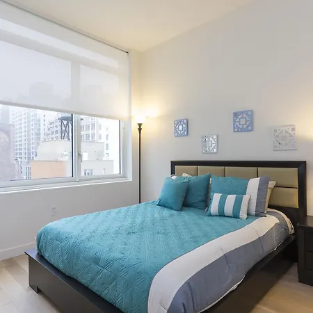 Times Square Luxury Suites